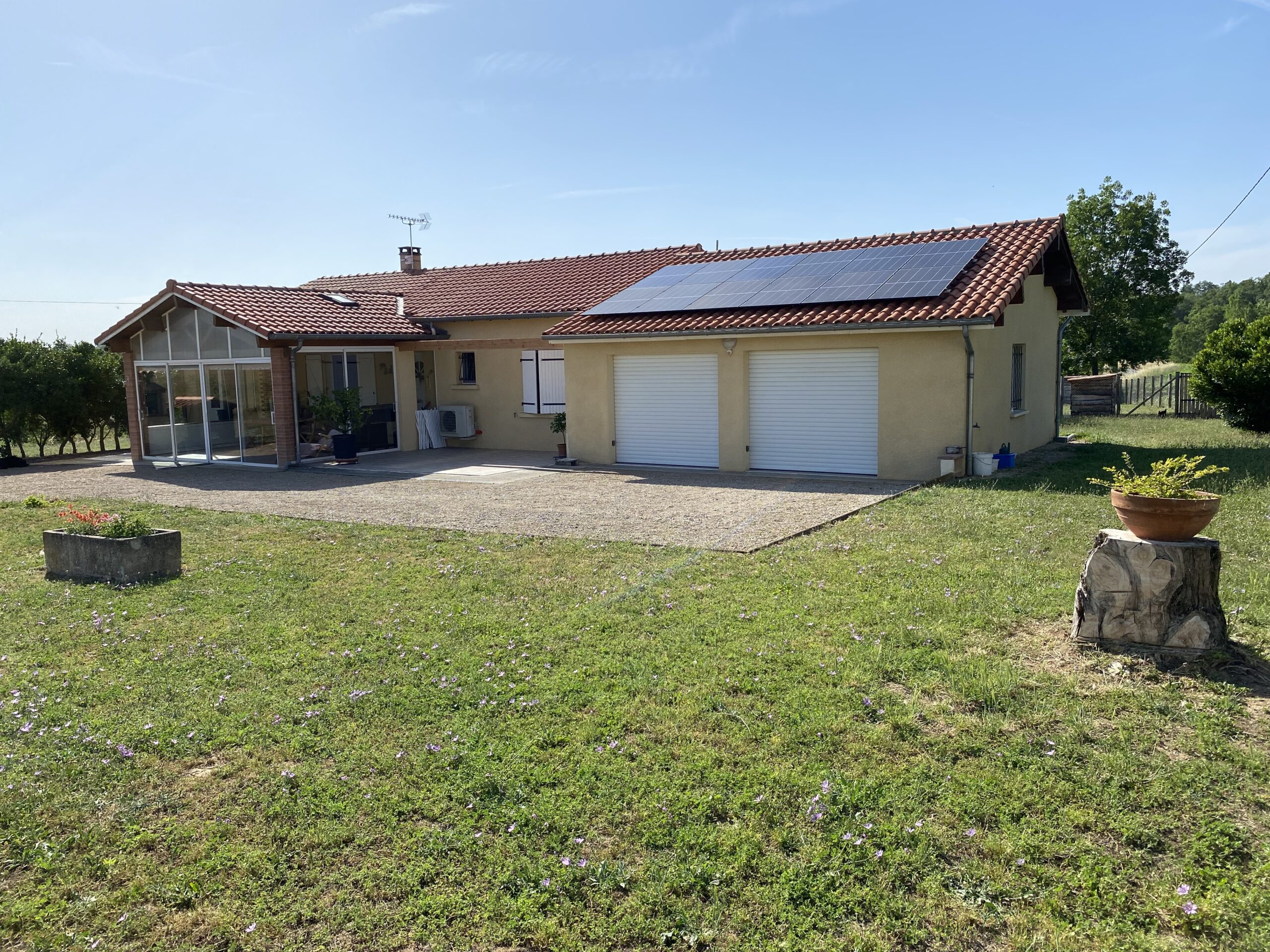 Autoconsommation à proximité d'Albi : Installation photovoltaïque à Fénols dans le Tarn (81)
