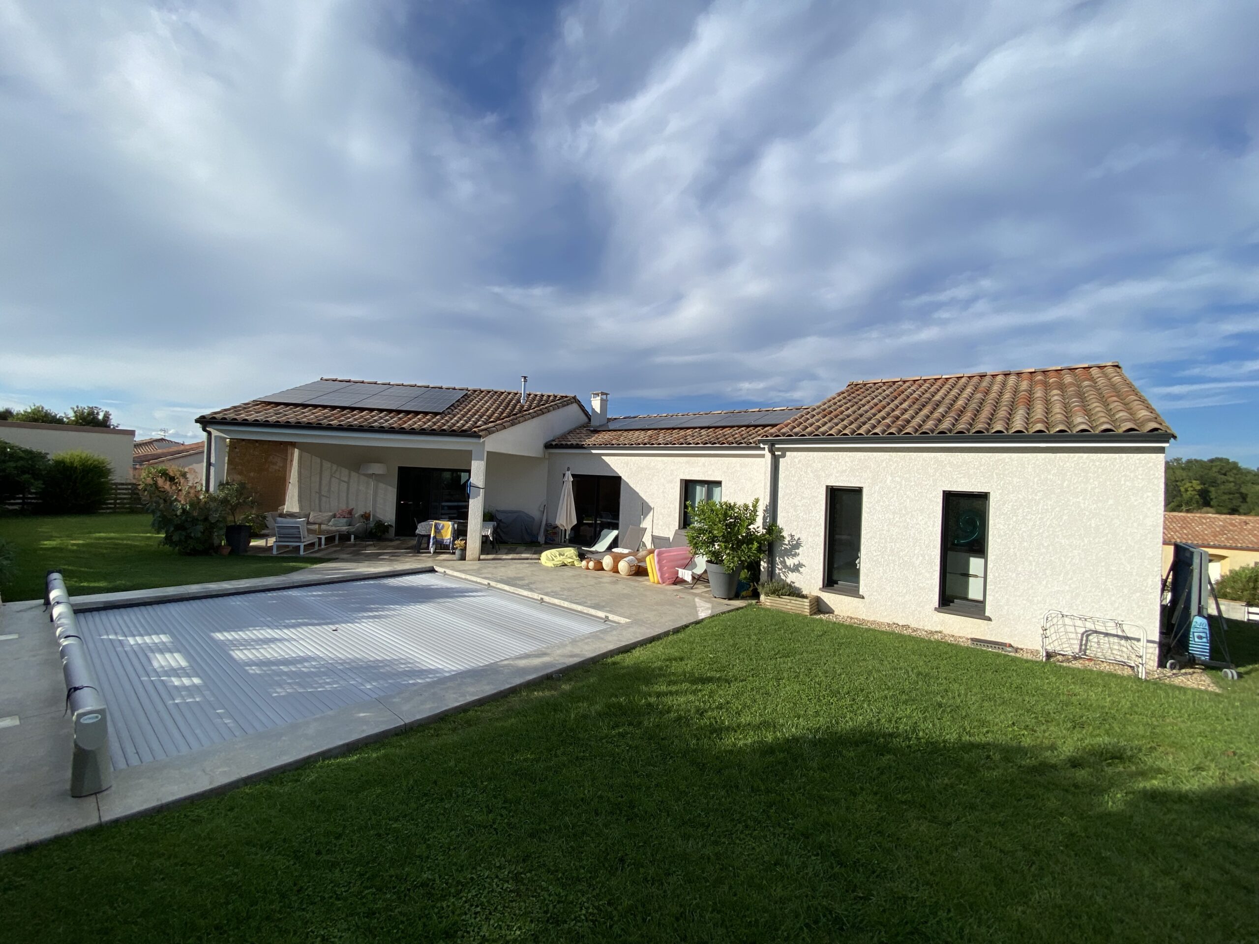Installation de panneaux solaires à proximité d’Albi dans le Tarn (81)